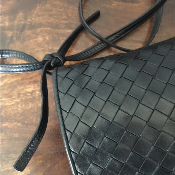 DESIGNER ▪️ VINTAGE BOTTEGA VENETA CROSSBODY - Picture 2 of 15